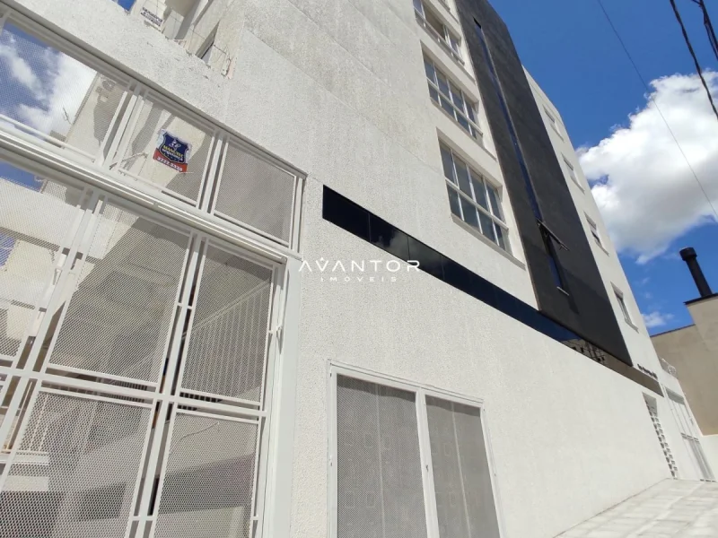 Fachada do prédio com entrada — Apartamento à venda no Residencial Dona Nilza, em Nossa Senhora do Rosário, Santa Maria/RS