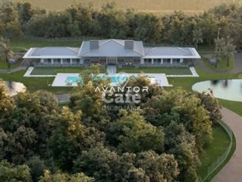 Fachada da casa com piscina e área externa — Terreno à venda no Estância dos Montes, em Tomazetti, Santa Maria/RS