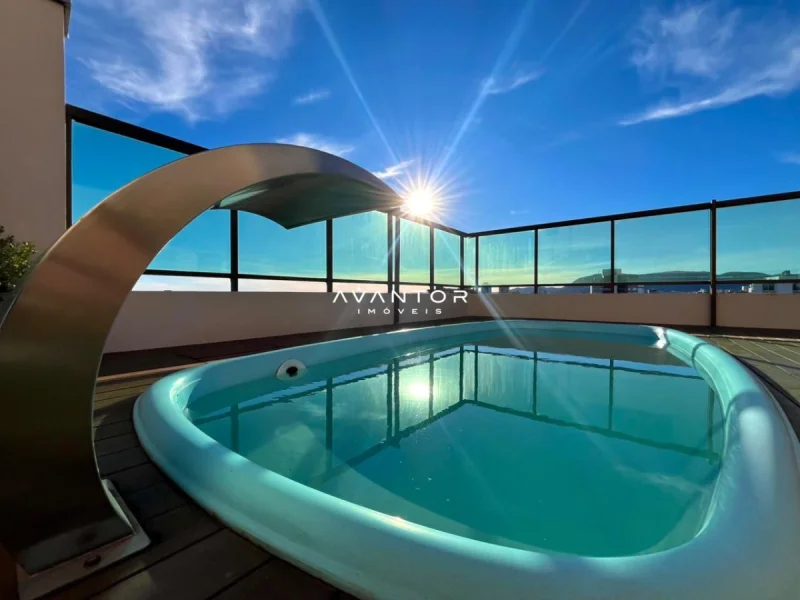 Piscina com vista panorâmica — Cobertura à venda no Residencial Alto Do Trentino, em Nossa Senhora de Fátima, Santa Maria/RS