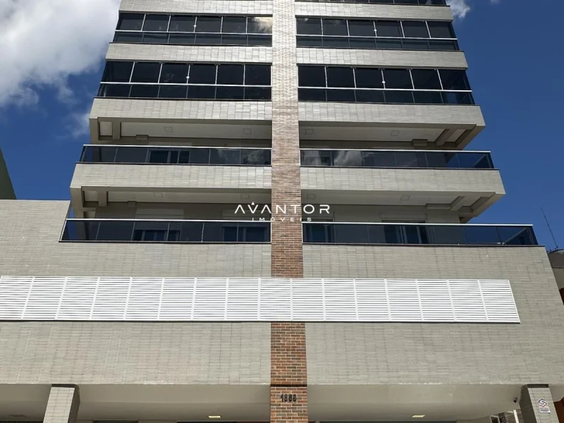 Fachada do prédio com sacadas — Apartamento à venda no Edifício Torre della Felicita, em Nossa Senhora de Fátima, Santa Maria