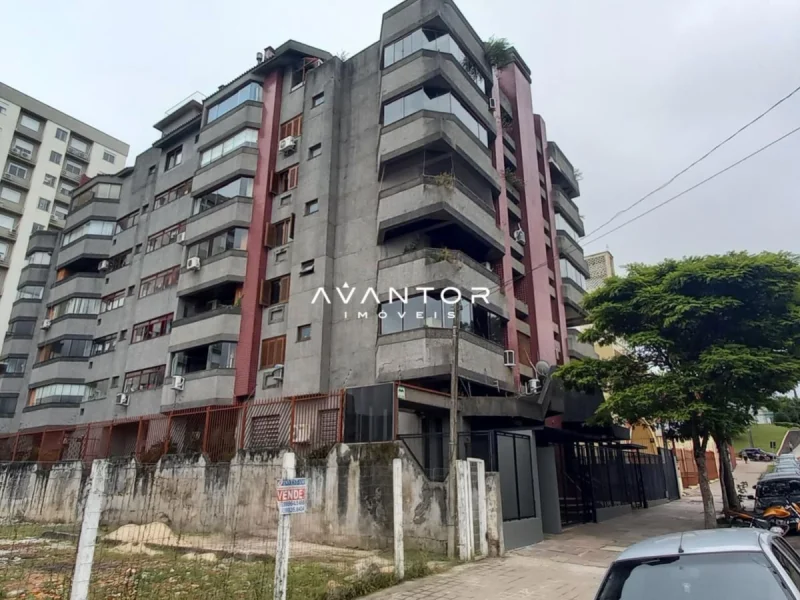 Fachada do prédio com sacada — Cobertura com 4 quartos à venda em Nossa Senhora de Fátima, Santa Maria/RS