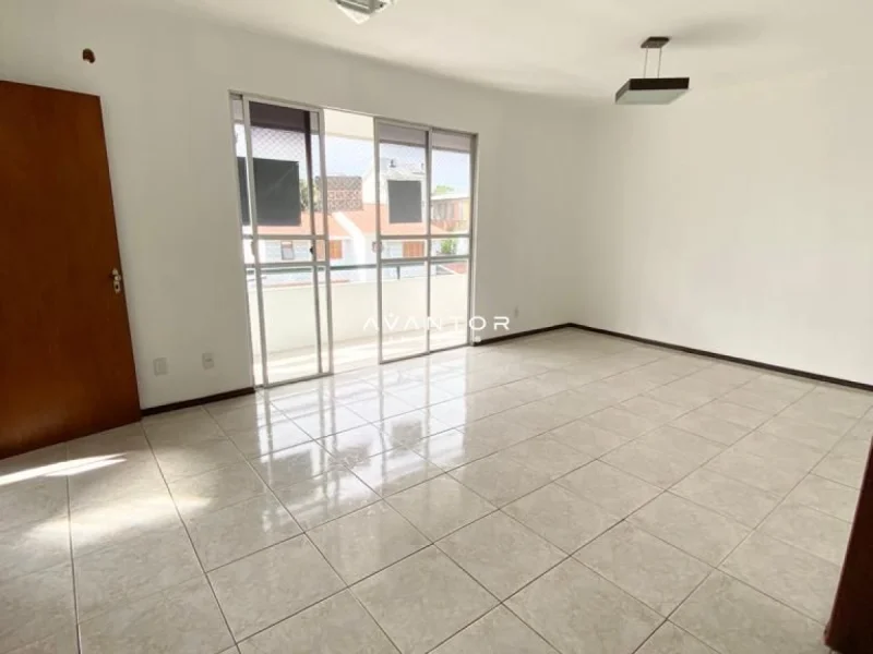 Sala de estar com acesso à varanda — Apartamento com 3 quartos à venda em Nossa Senhora das Dores, Santa Maria/RS