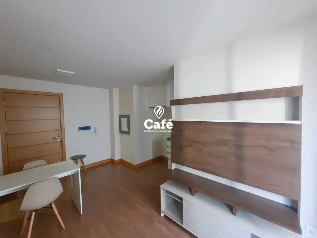 Excelente Apartamento Semi-mobiliado no Espirito Santo com garagem — Apartamento para alugar no Residencial Espírito Santo