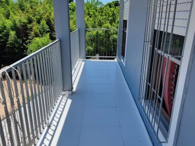 Casa De 4 Dormitórios, (2) Suítes, Sala de Estar, Banheiro Social, Cozinha, Área de Serviç — Casa para alugar em Pinheiro Machado, Santa Maria