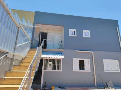 Apartamento De 3 Dormitórios, (2) Suítes, Sala de Estar, Banheiro Social, Cozinha, Área de — Apartamento para alugar em Pinheiro Machado, Santa Maria