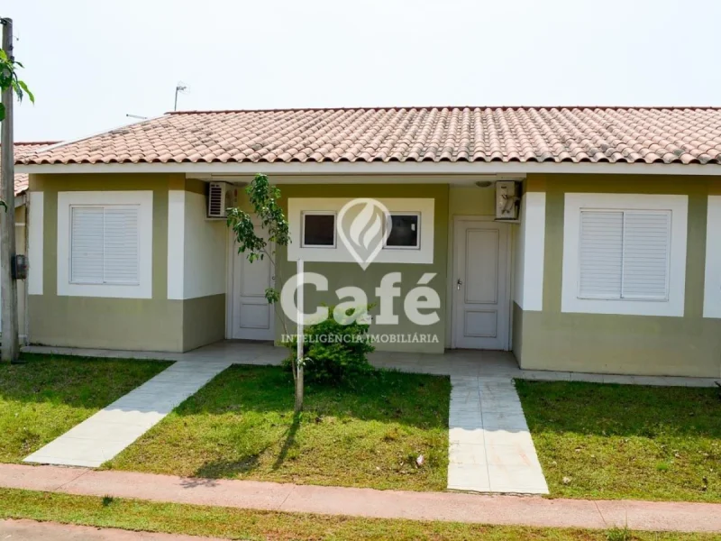 Fachada da casa com entrada frontal — Casa à venda e para alugar no Condomínio Moradas Santa Maria, em Cerrito, Santa Maria