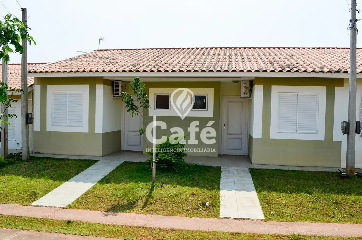 Fachada da casa com entrada frontal — Casa à venda e para alugar no Condomínio Moradas Santa Maria, em Cerrito, Santa Maria