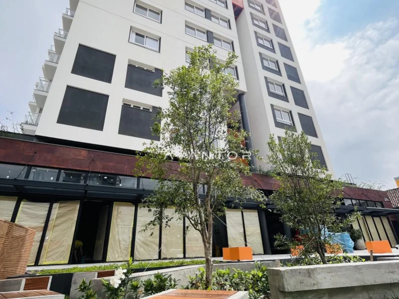 Fachada do prédio com área de lazer — Loja com 1 sala para alugar no Uniqo Smart Living, em Camobi, Santa Maria/RS