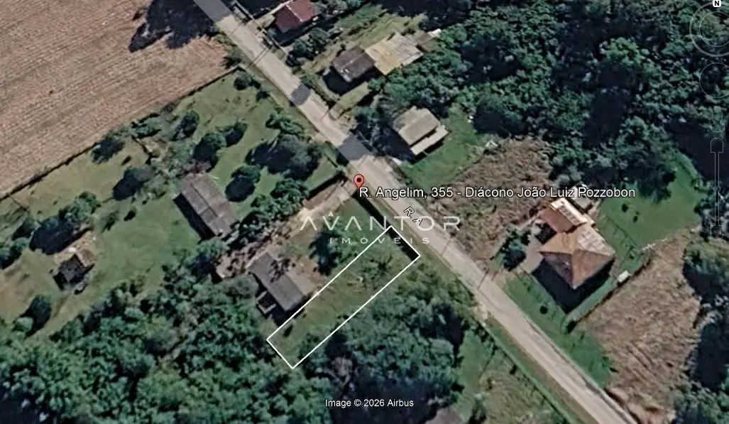 Terreno com vegetação e mata nativa — Terreno à venda em Jardim Berleze, Santa Maria/RS