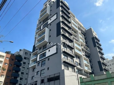 Fachada do prédio com sacadas — Apartamento com 3 quartos à venda no Residencial Livty, em Centro, Santa Maria/RS