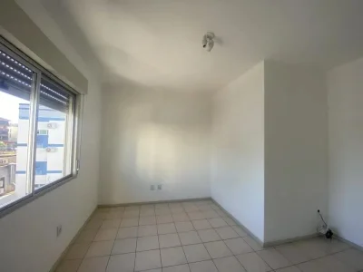 Apartamento Em Camobi De 2 Dormitórios, Sala De Estar, Banheiro Social, Cozinha, Área De S — Apartamento para alugar no Edifício Veneto