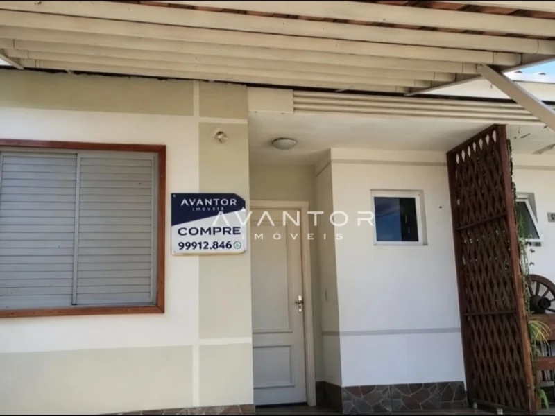 Fachada da casa com entrada — Casa de Condomínio à venda no Condomínio Moradas Santa Maria, em Cerrito, Santa Maria/RS