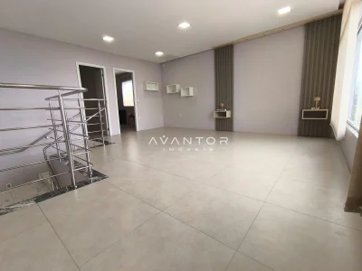 Sala de estar com piso em porcelanato — Casa com 4 quartos à venda em Nossa Senhora do Perpétuo Socorro, Santa Maria/RS