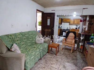 Sala de estar integrada à cozinha — Casa com 3 quartos à venda em Juscelino Kubitschek, Santa Maria/RS