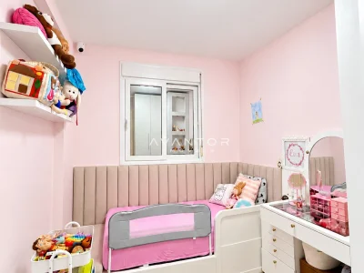 Dormitório infantil com cama de proteção — Casa de Condomínio à venda no Condomínio Providence, em São José, Santa Maria/RS