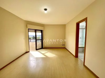 Sala de estar com sacada — Apartamento à venda e para alugar no Edifício Avenida Palace, Santa Maria