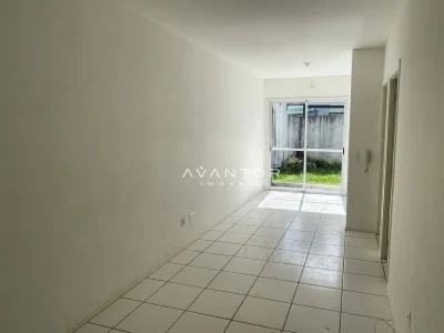 Sala com acesso à área externa — Casa com 3 quartos para alugar no Residencial Moradas Clube, em Cerrito, Santa Maria/RS