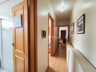 Hall de entrada com acesso aos ambientes — Apartamento para alugar no Edifício Montana Residencial, Santa Maria