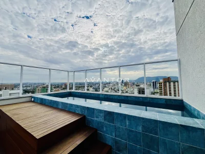 Piscina com vista da cidade — Cobertura com 3 quartos à venda no Vic 01, em Nossa Senhora Medianeira, Santa Maria/RS