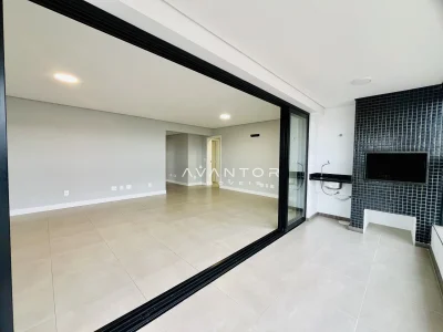 Sala integrada com cozinha e área de serviço — Apartamento à venda no Residencial Fernando Pessoa, Santa Maria
