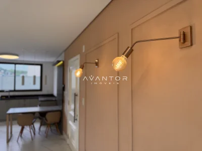 Hall de entrada com iluminação de parede — Apartamento à venda no royal garden, em Nossa Senhora de Lourdes, Santa Maria/RS