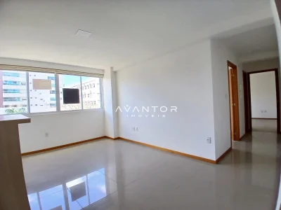 Sala de estar com vista para janela — Apartamento para alugar no Residencial Dulce Fração, Santa Maria