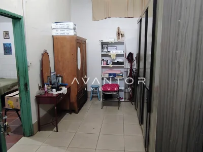 Dormitório com móveis planejados — Casa com 3 quartos à venda em Passo D'Areia, Santa Maria/RS