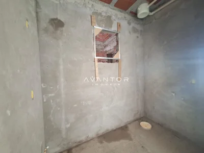 Ambiente interno em construção — Apartamento com 1 quarto à venda em Camobi, Santa Maria/RS