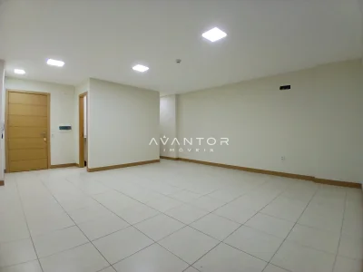 Sala de estar com piso em cerâmica — Sala Comercial para alugar no Residencial Espírito Santo, em Centro, Santa Maria/RS