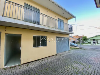Fachada da casa com sacada — Casa de Condomínio com 3 quartos à venda em Pinheiro Machado, Santa Maria/RS
