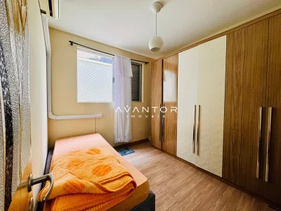 Dormitório com armários planejados — Apartamento à venda no Residencial Ferrara, em Presidente João Goulart, Santa Maria/RS