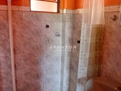 Banheiro com chuveiro em box — Apartamento com 2 quartos à venda em Tancredo Neves, Santa Maria/RS