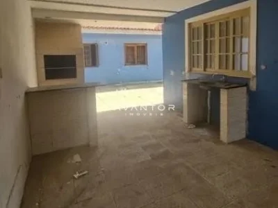 Cozinha integrada à sala de estar — Casa com 4 quartos para alugar em Camobi, Santa Maria/RS