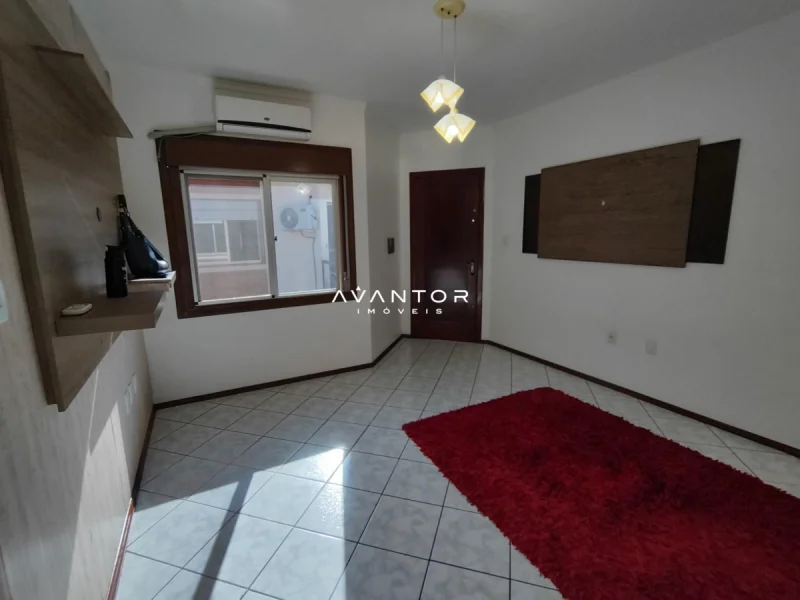 Sala com sacada e ar-condicionado — Apartamento à venda no Residencial Arco Verde, em Pinheiro Machado, Santa Maria/RS