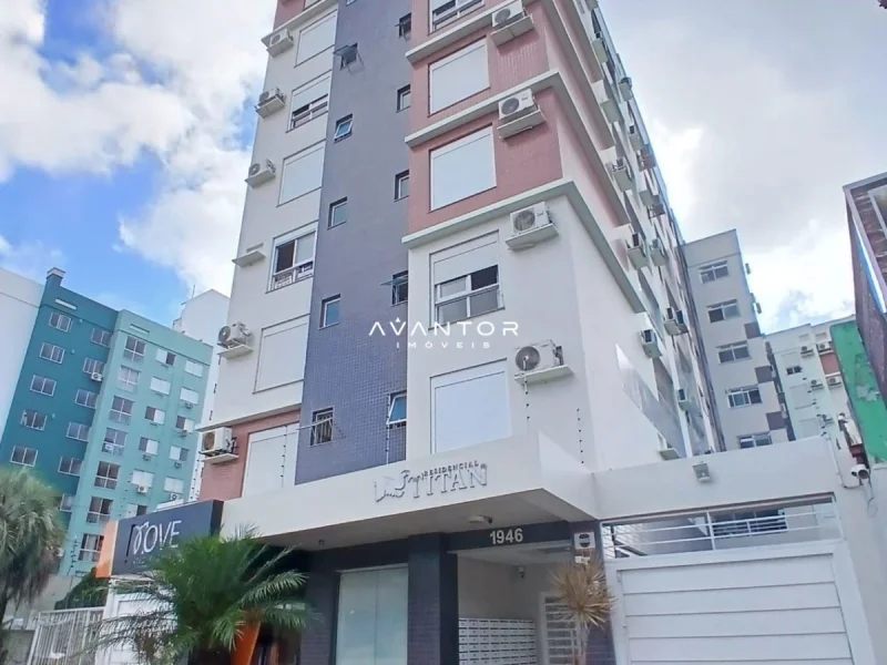 Fachada do prédio com entrada — Apartamento à venda no Residencial Titan, em Nossa Senhora das Dores, Santa Maria/RS