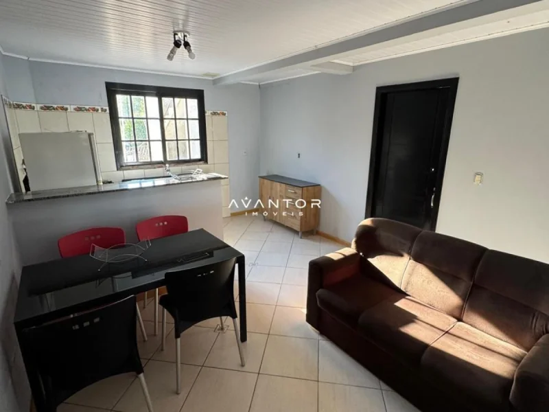 Sala de estar integrada à cozinha — Apartamento com 1 quarto para alugar em Camobi, Santa Maria/RS