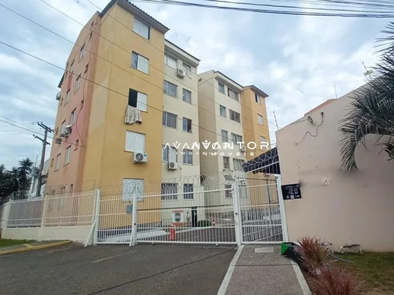 Fachada do prédio com portão — Apartamento à venda no Conjunto Residencial Luis Bavaresco, em Uglione, Santa Maria/RS