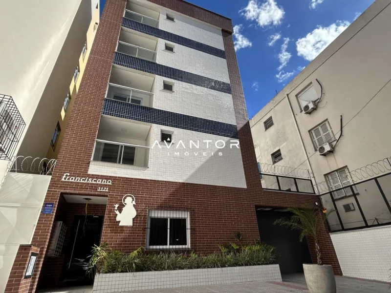 Fachada do prédio com entrada — Apartamento para alugar no RESIDENCIAL FRANCISCANO, em Nossa Senhora do Rosário, Santa Maria