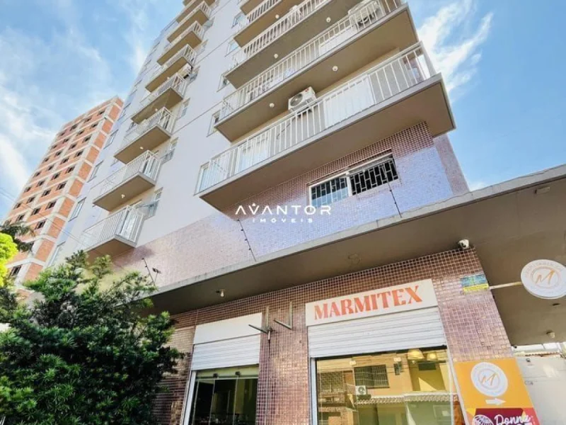 Fachada do prédio com sacadas — Apartamento para alugar no Residencial Solar Catalunya, Santa Maria