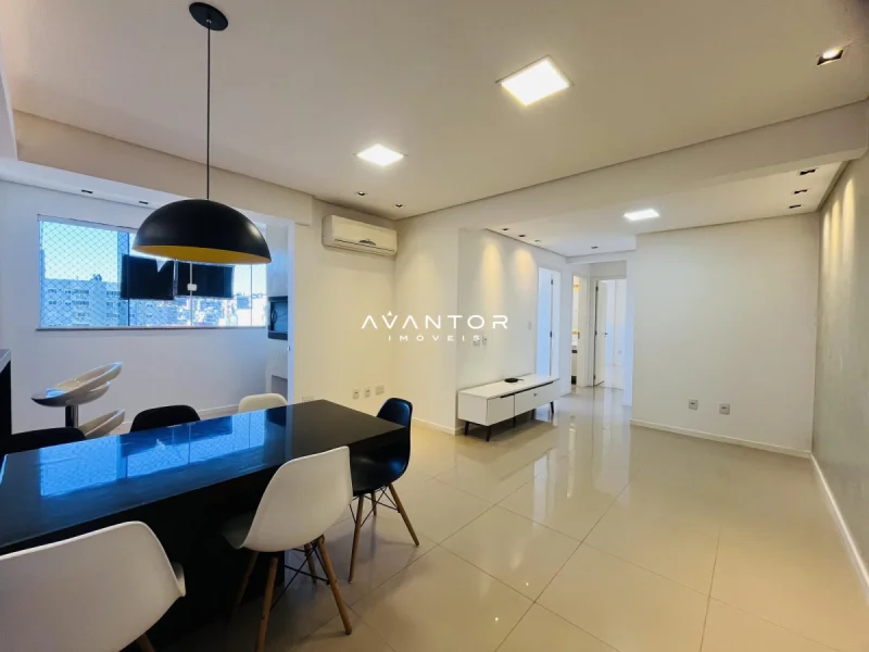 Hall de entrada com sala integrada — Apartamento com 2 quartos à venda no Residencial Emmanuel, em Bonfim, Santa Maria/RS