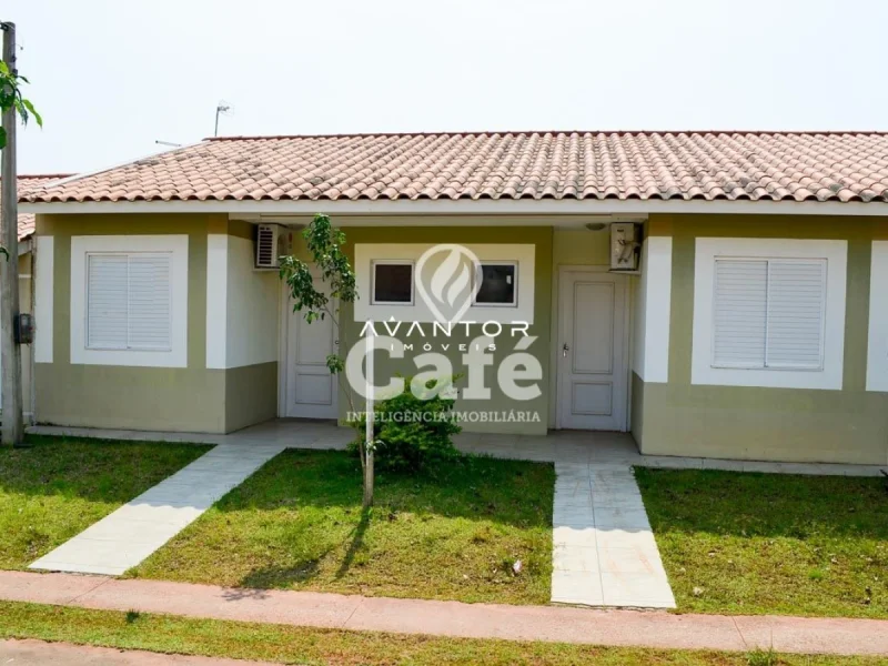 Fachada da casa com dois acessos — Casa com 2 quartos à venda no Condomínio Moradas Santa Maria, em Cerrito, Santa Maria/RS